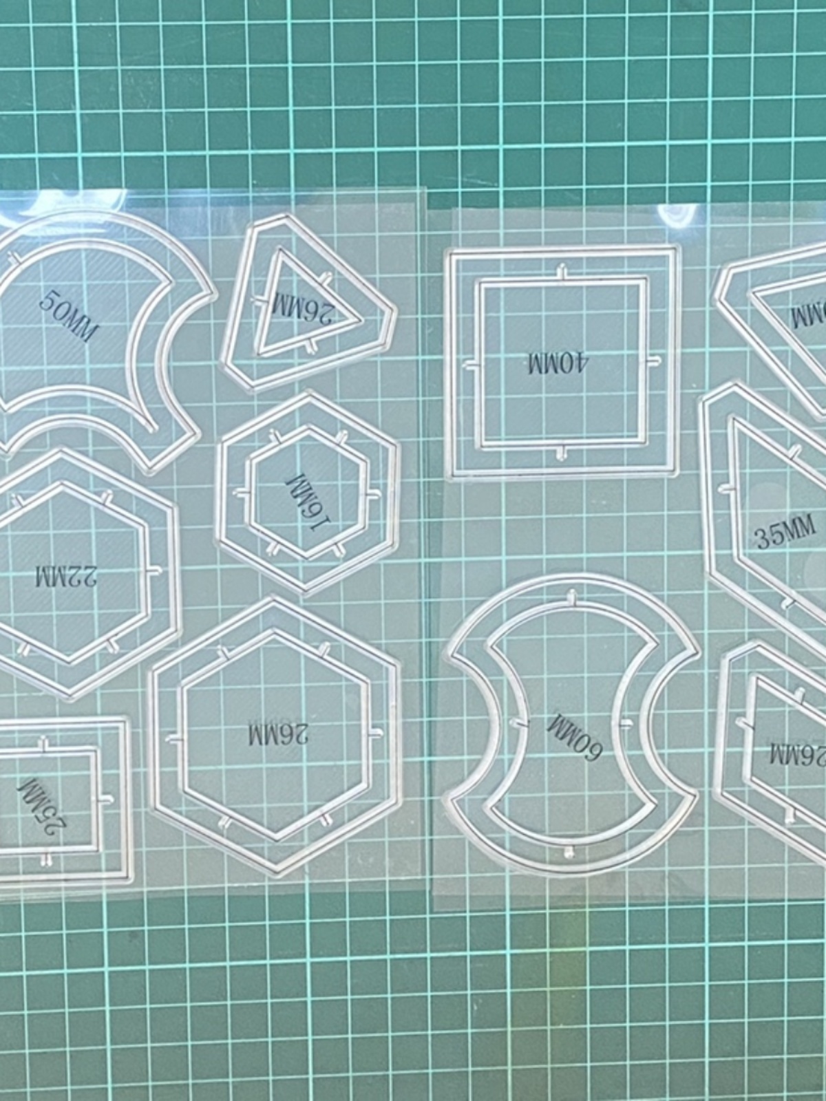 Sewing Necessities - New Handmade Fabric DIY Patchwork Wall
