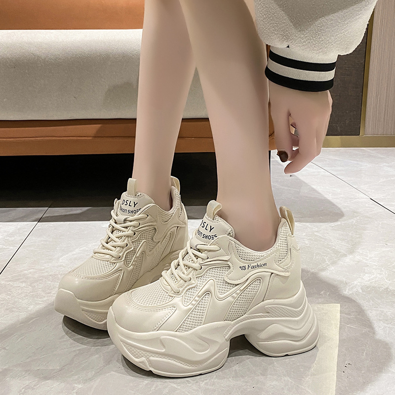 Heightening Sneakers for Women - Sewing New recension och pris