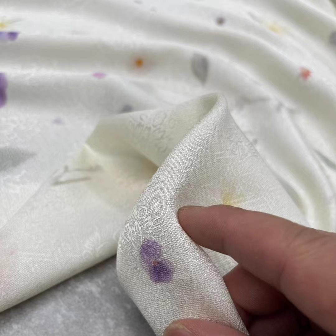 114CM Wide 19MM Small Floral P - Sewing Vest recension och pris
