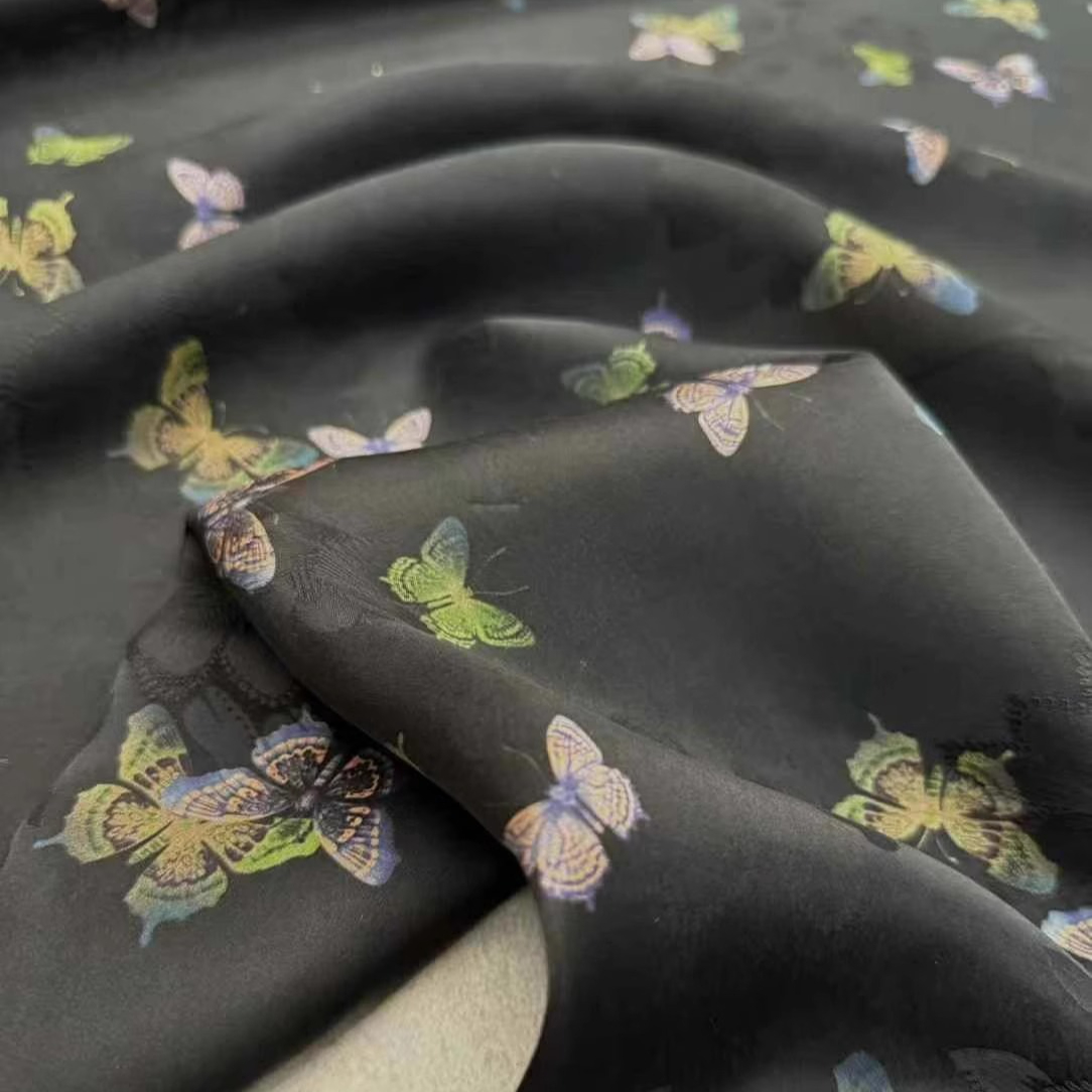 Buterfly Pattern Black Heavy S - Sewing Vest recension och pris