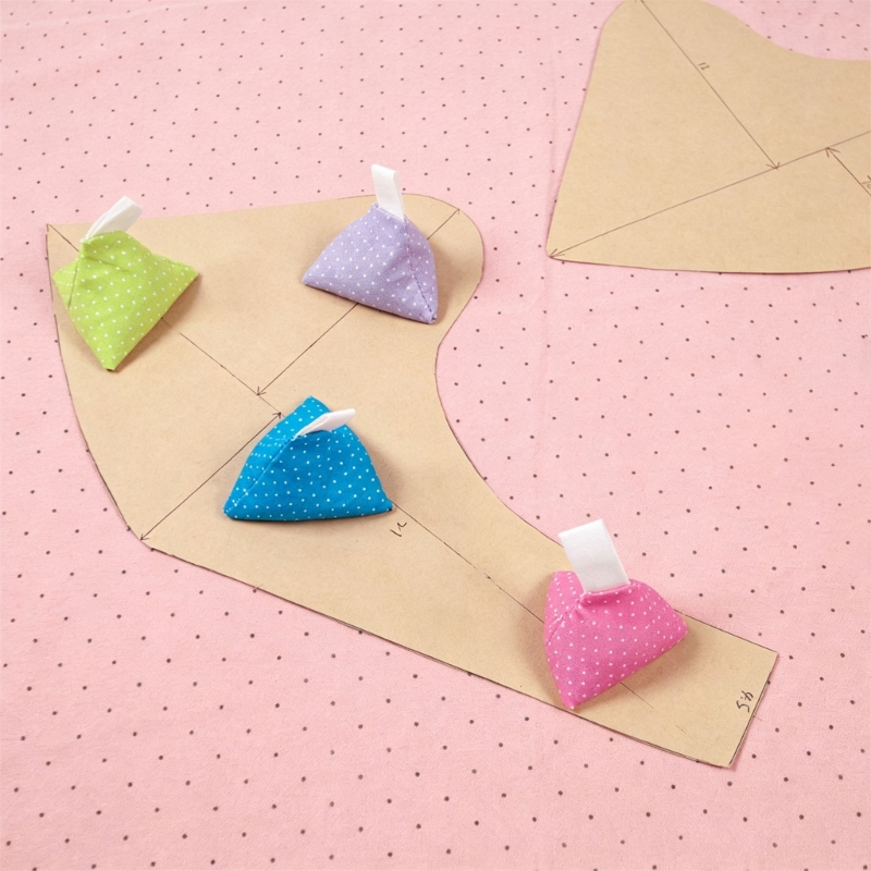 Set Of 4 Triangular Fabric Wei - Fabric Weight Set recension och pris